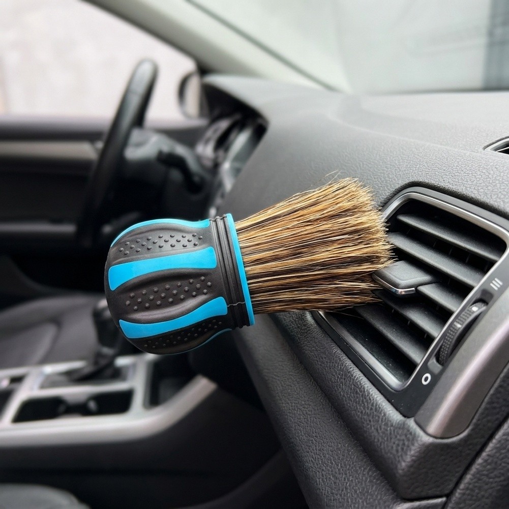 فرشاة تنظيف داخلية للسيارات، م - مراجعة Dirt Brush Interior وسعره
